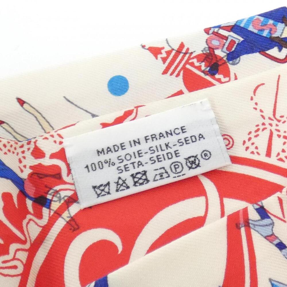 HERMES Red Scarf - Picture 4 of 4